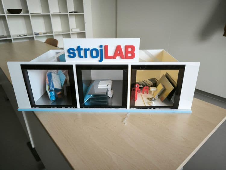 Stop Motion animation with digital fabrication aid
